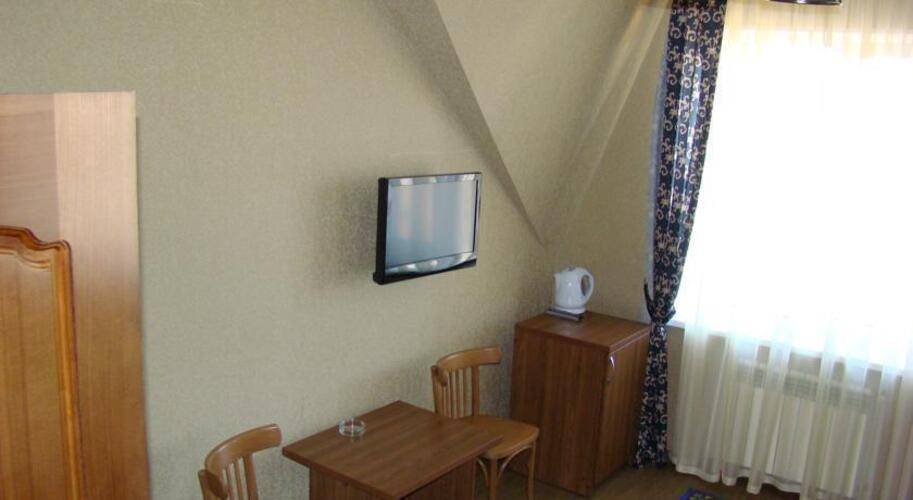 Отель Виват