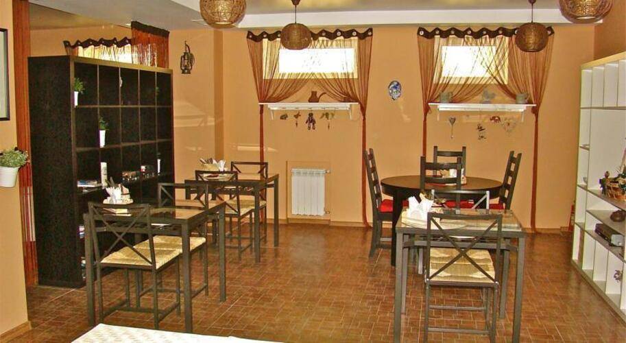 Отель Виват