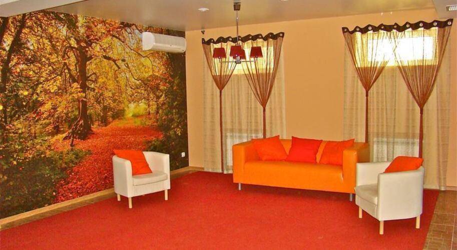 Отель Виват