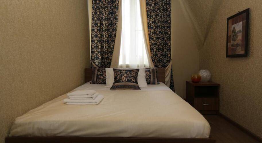 Отель Виват