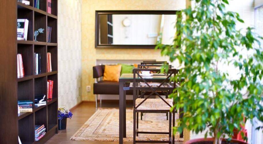 Отель Виват