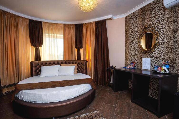 Вилла Lui-Jo (Ex. Вилла Мартон)