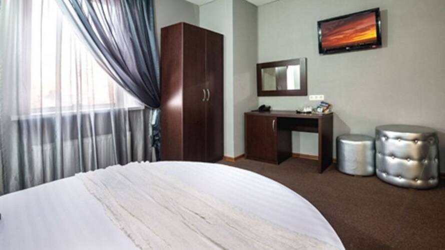 Отель Мартон Северная