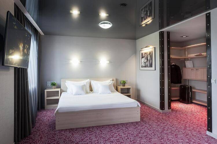 Маринс Парк Отель (Marins Park Hotel)