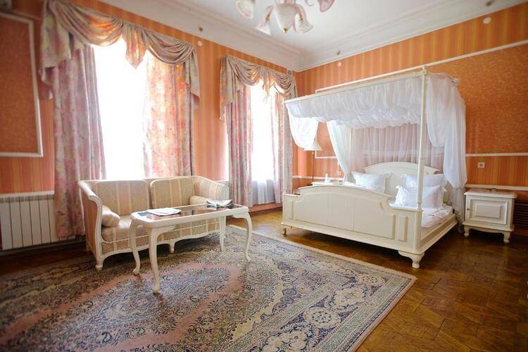 Отель Сергиевская