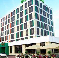 $item['hotel']['name']