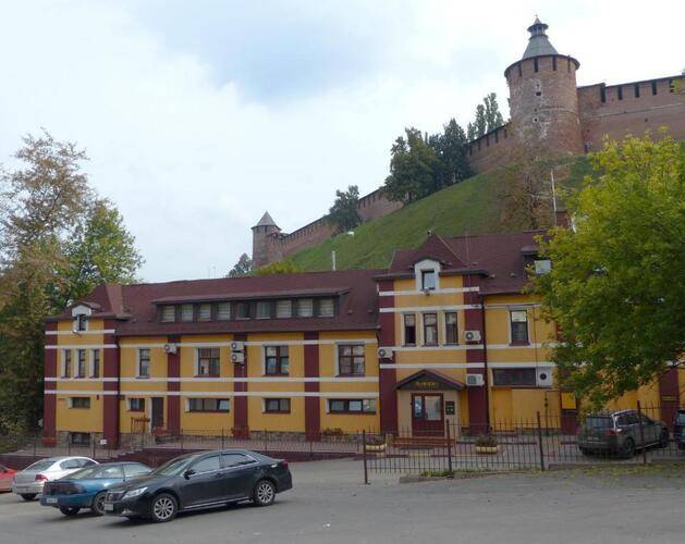 Отель Домино