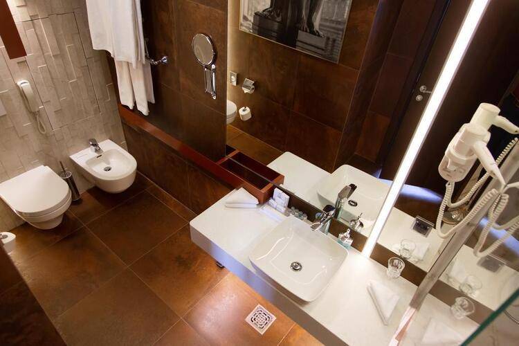 Введенский Отель (Vvedensky Hotel)