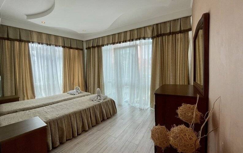 Эллаиса