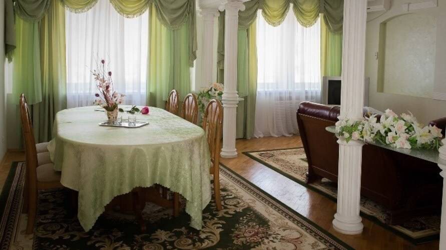 Парк-Отель Журавли