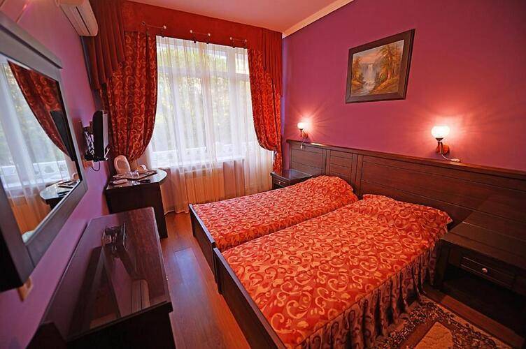 Отель Катран