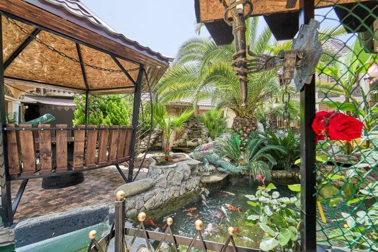 Magic Club Hotel