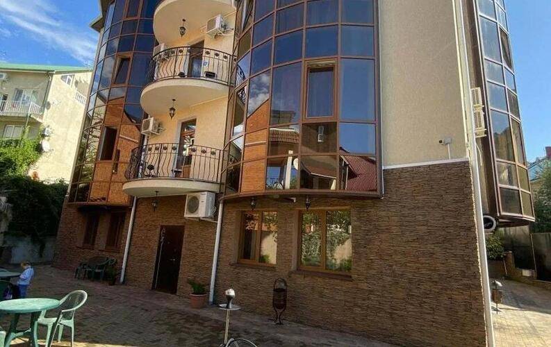 Golden House