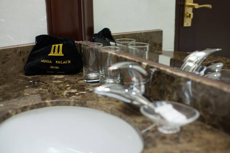 Mega Palace Hotel