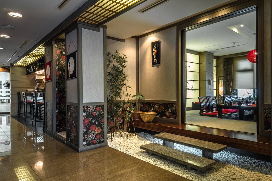 Mega Palace Hotel