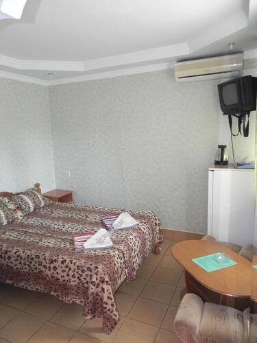 Отель Черноморец