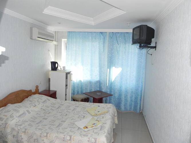 Отель Черноморец