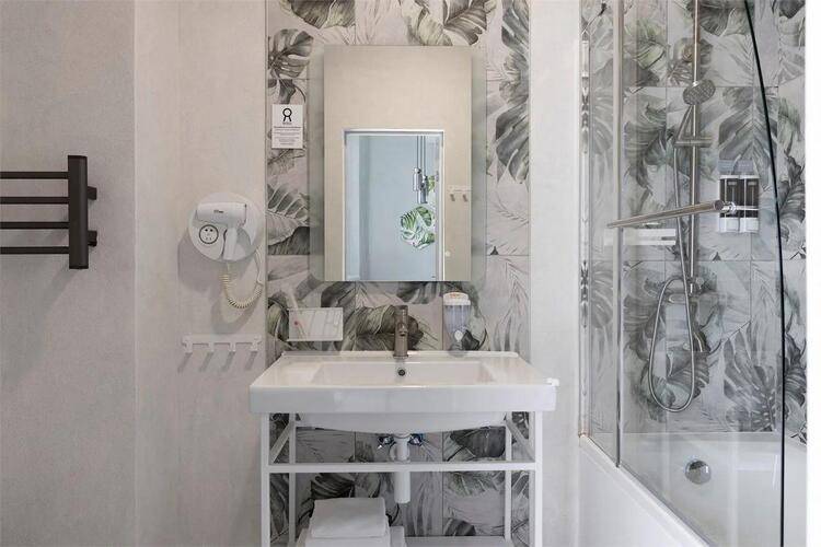 Отель Бергс (Ex.Отель Разин)