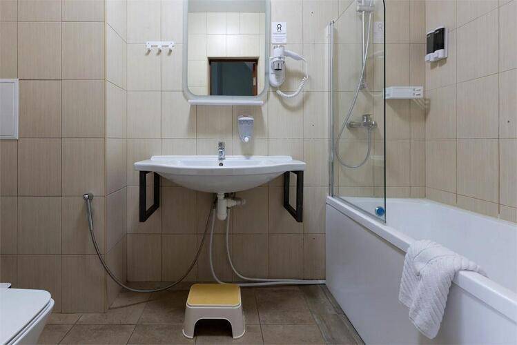 Отель Бергс (Ex.Отель Разин)