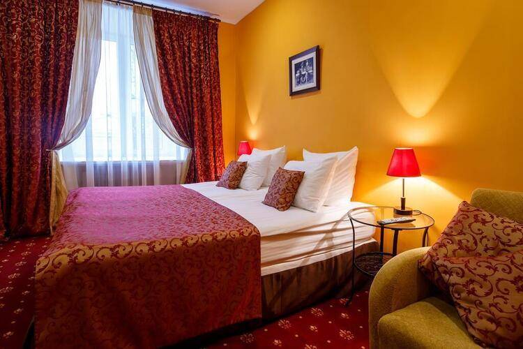 Jenavi Club Hotel