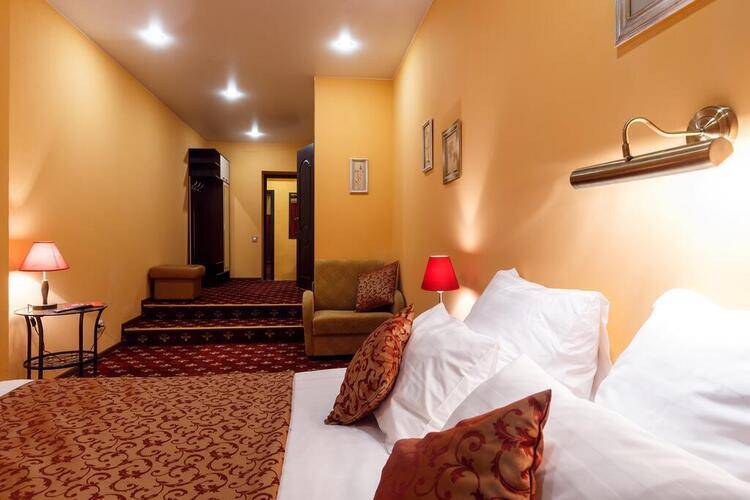 Jenavi Club Hotel