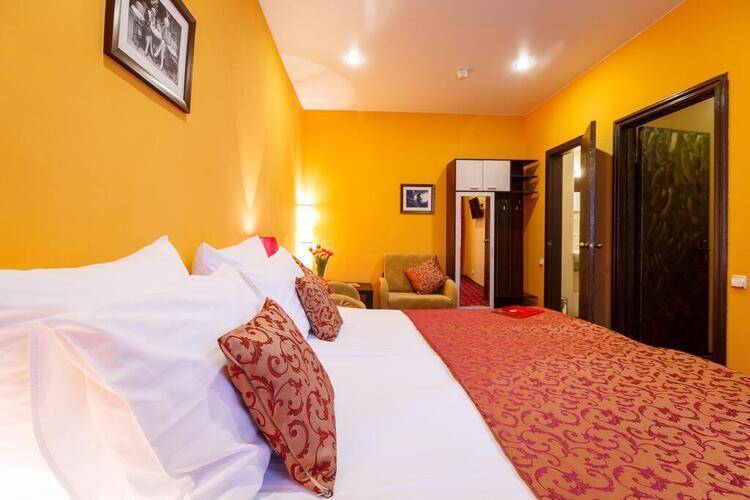 Jenavi Club Hotel