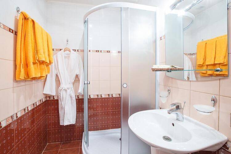 Jenavi Club Hotel