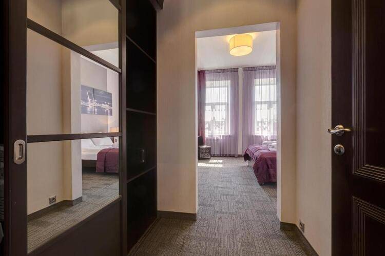 Mary Hotel