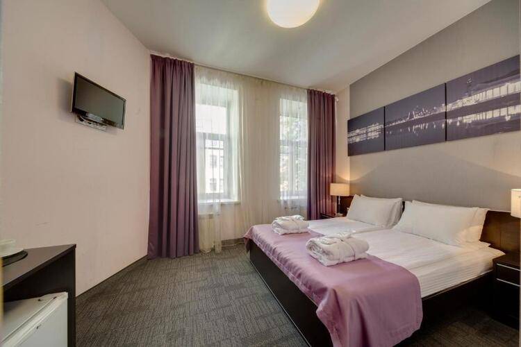 Mary Hotel