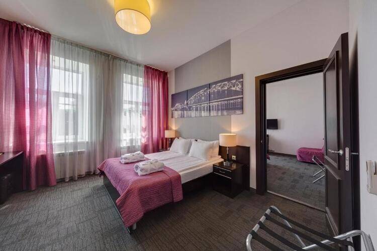 Mary Hotel