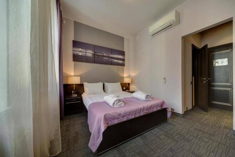 Mary Hotel