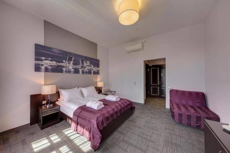 Mary Hotel