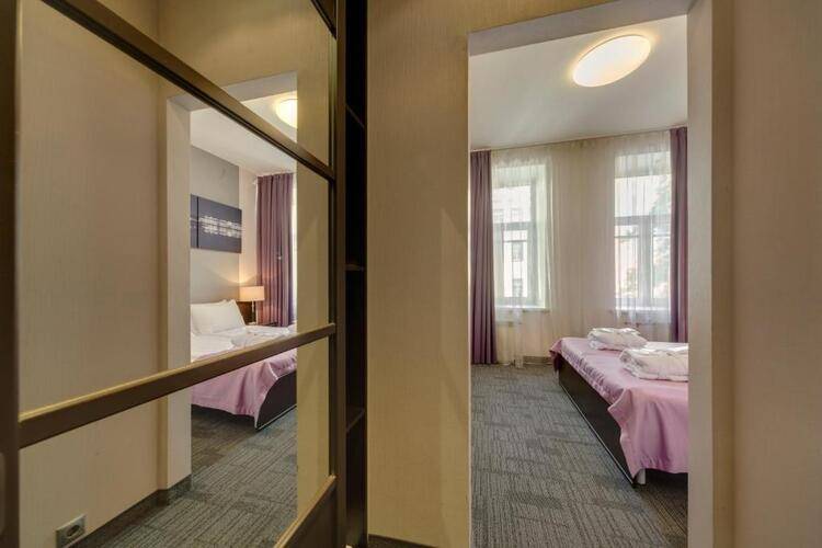 Mary Hotel