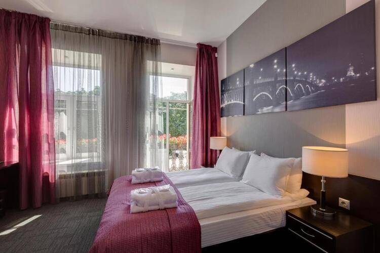 Mary Hotel