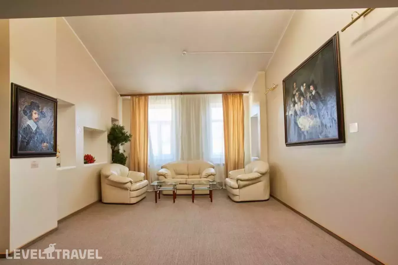 Отель Галерея