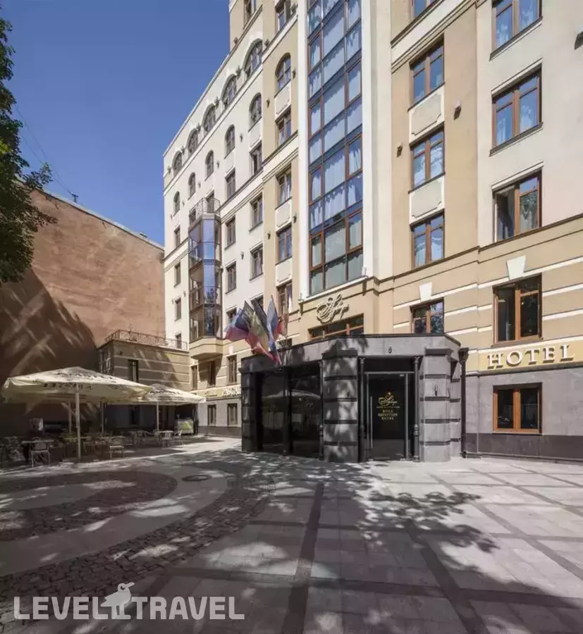 Аглая Кортъярд Отель