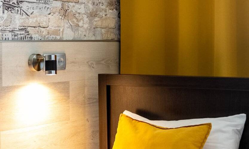 Элис Syncotel (Белое И Черное)