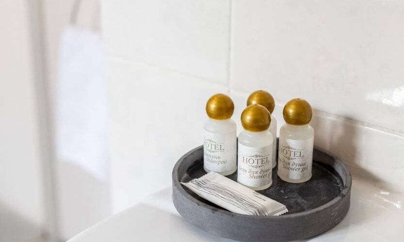 Элис Syncotel (Белое И Черное)