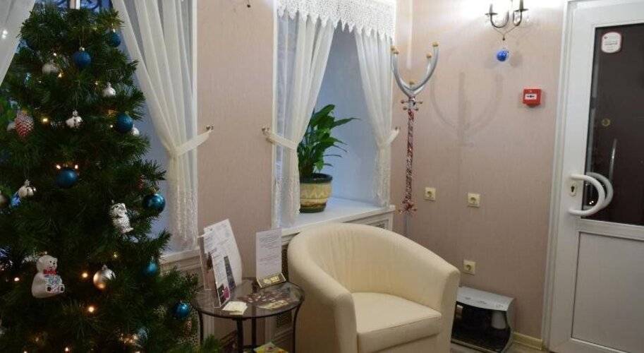 Авент Инн