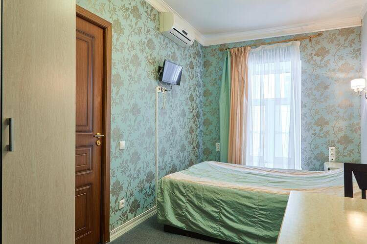 Отель Достоевский