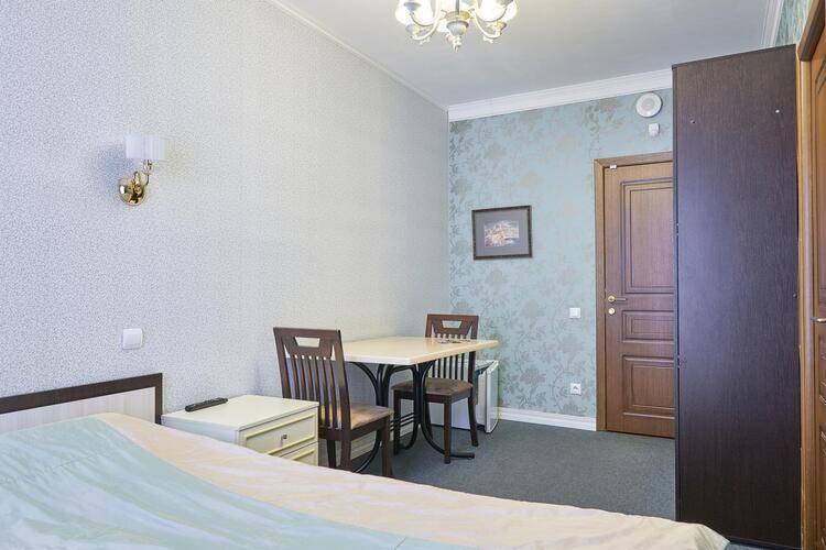 Отель Достоевский