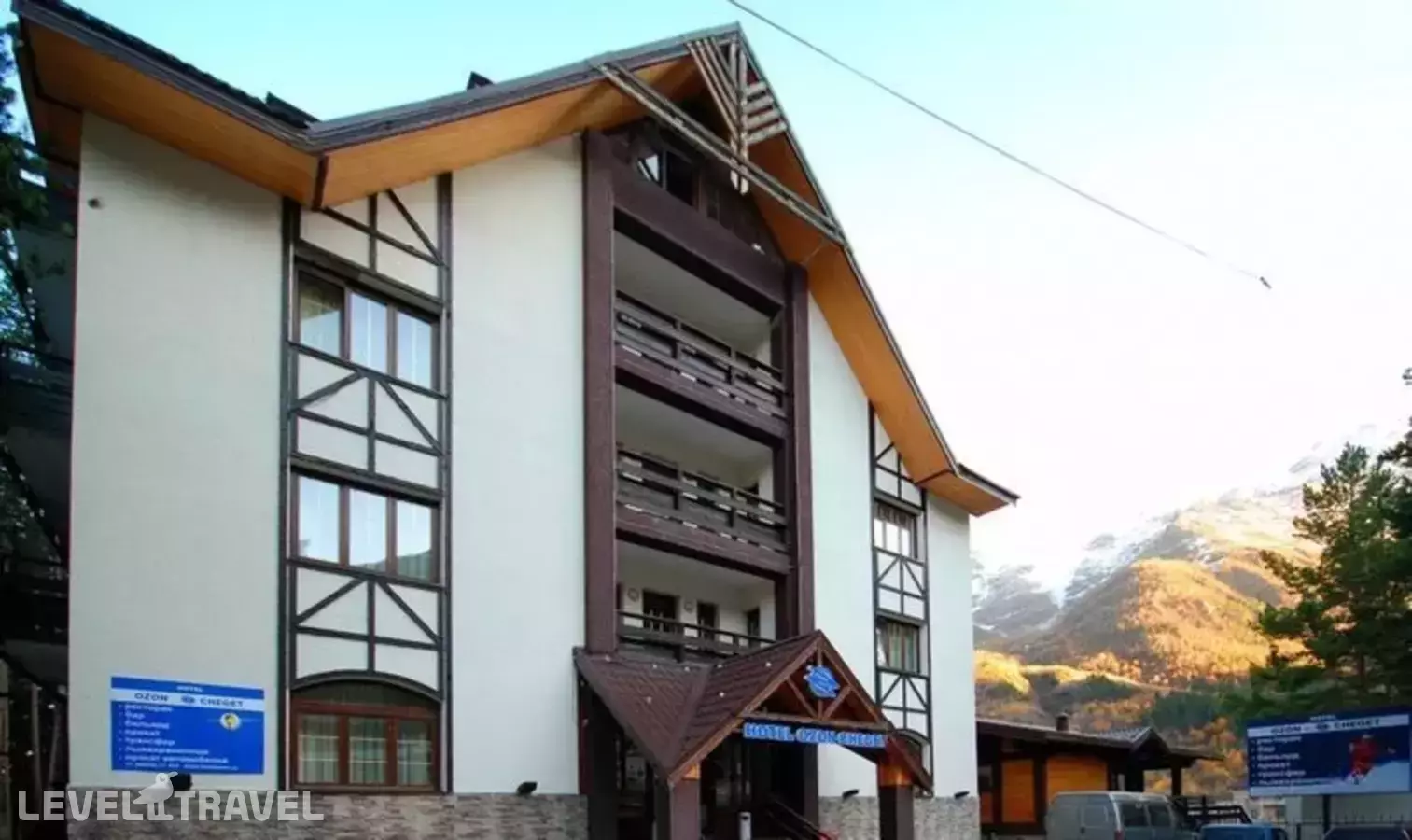 Озон Чегет Отель
