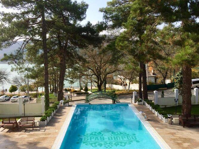 Отель Империал И Champagne Spa