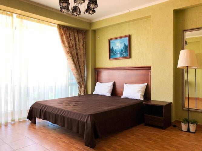 Отель Кавказ