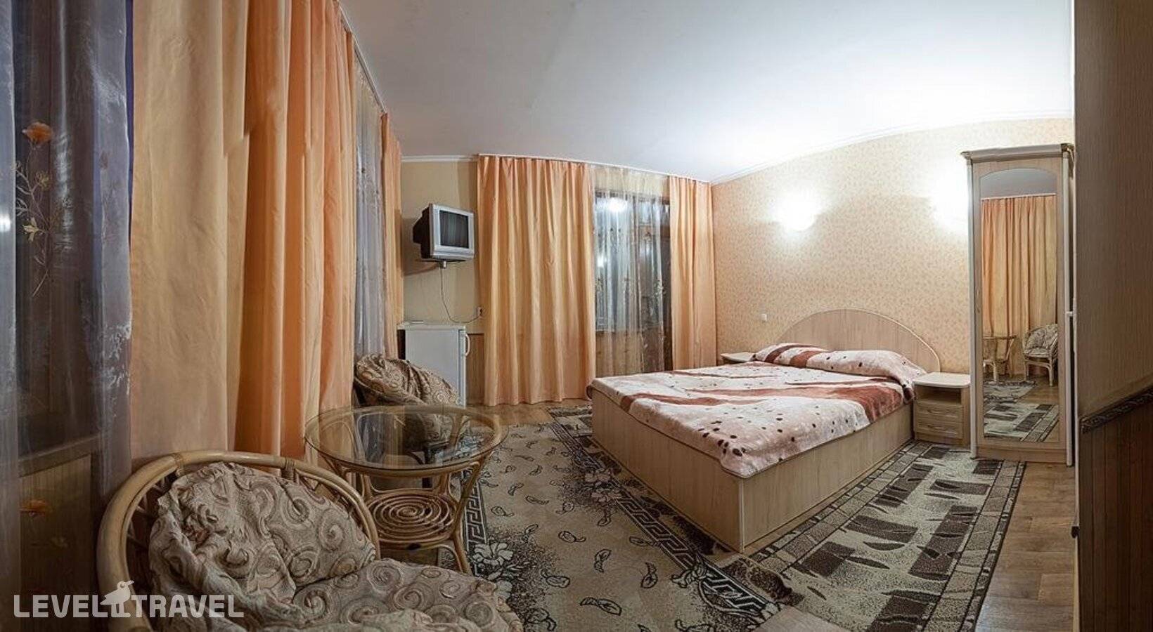 Изображение отеля 8