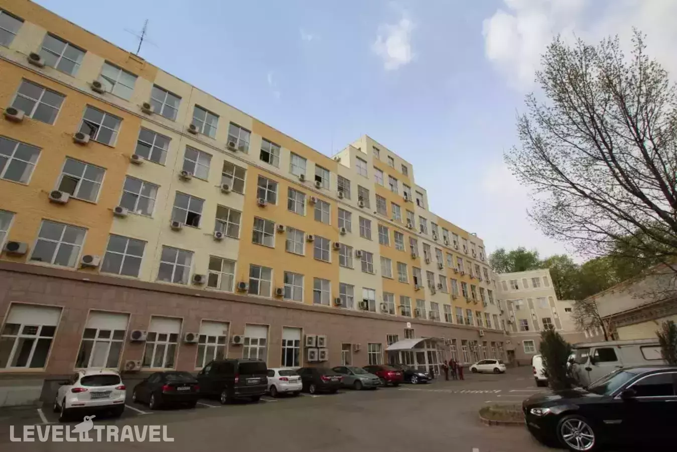 Серпуховский Двор