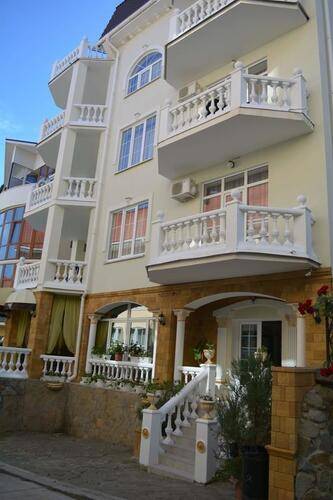 Отель Амэлиа