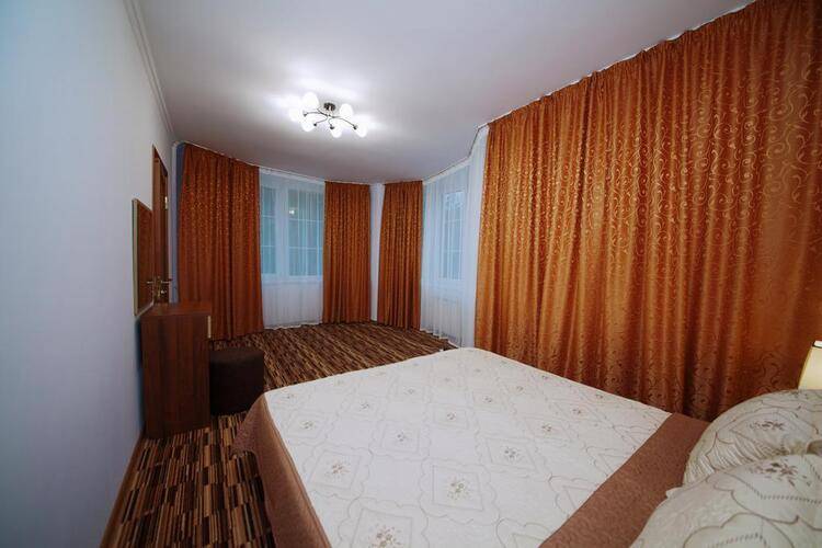 Отель Гармония