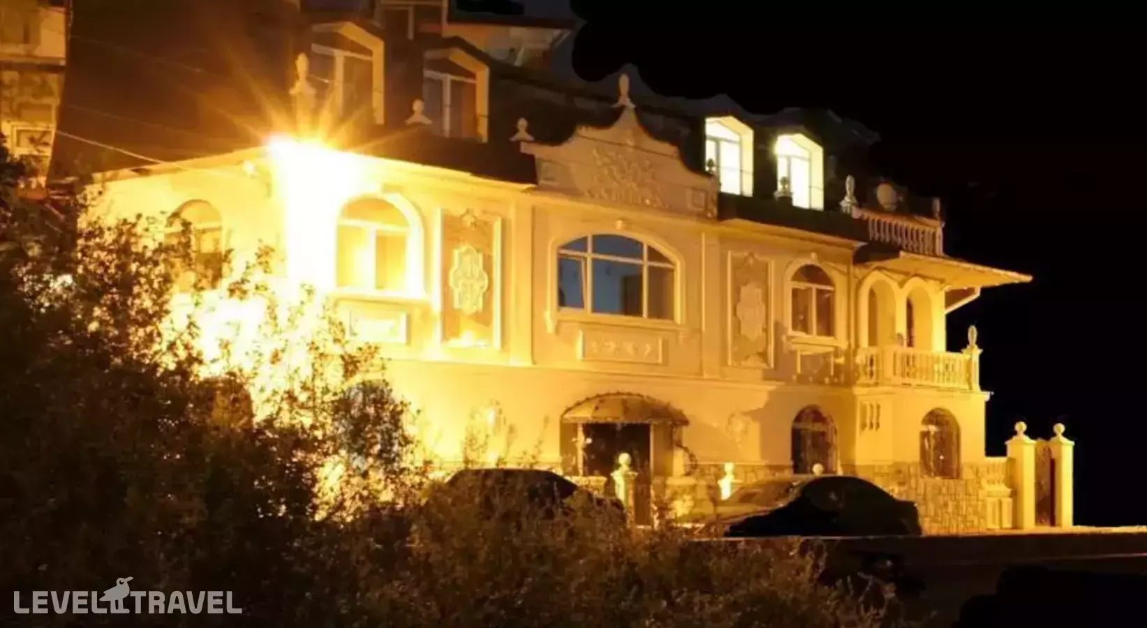 Ялтинский Дворик