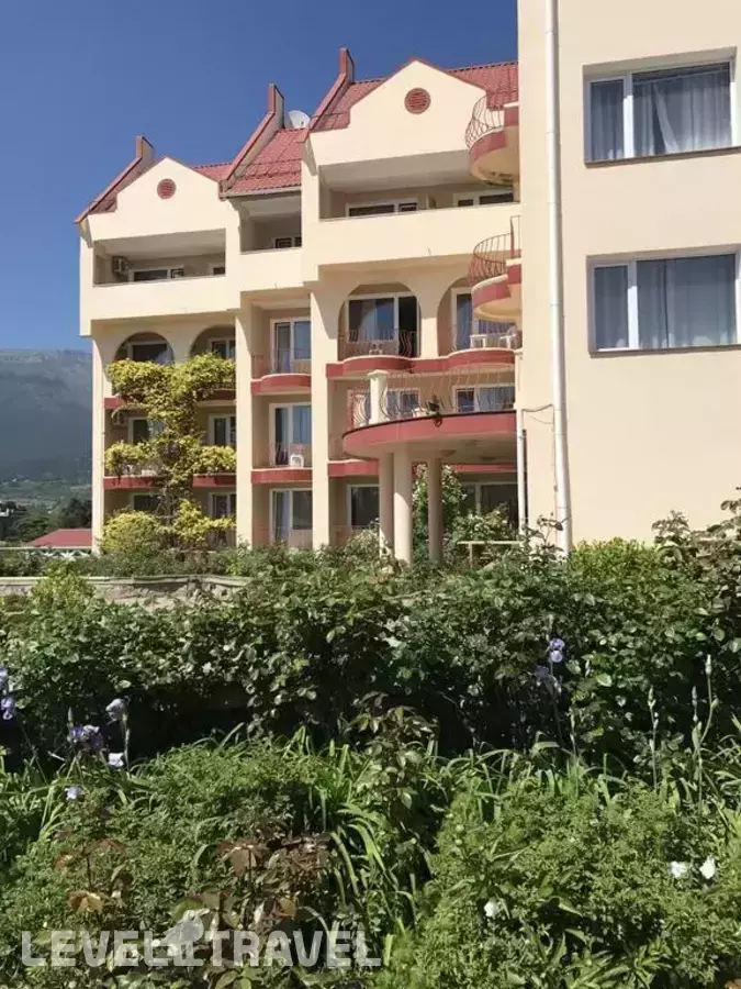 Отель Крымский